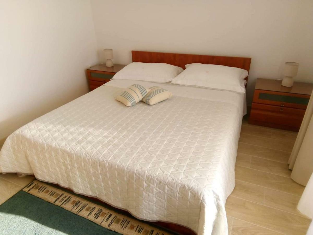 Apartments And Rooms Niksa Podgora Dış mekan fotoğraf